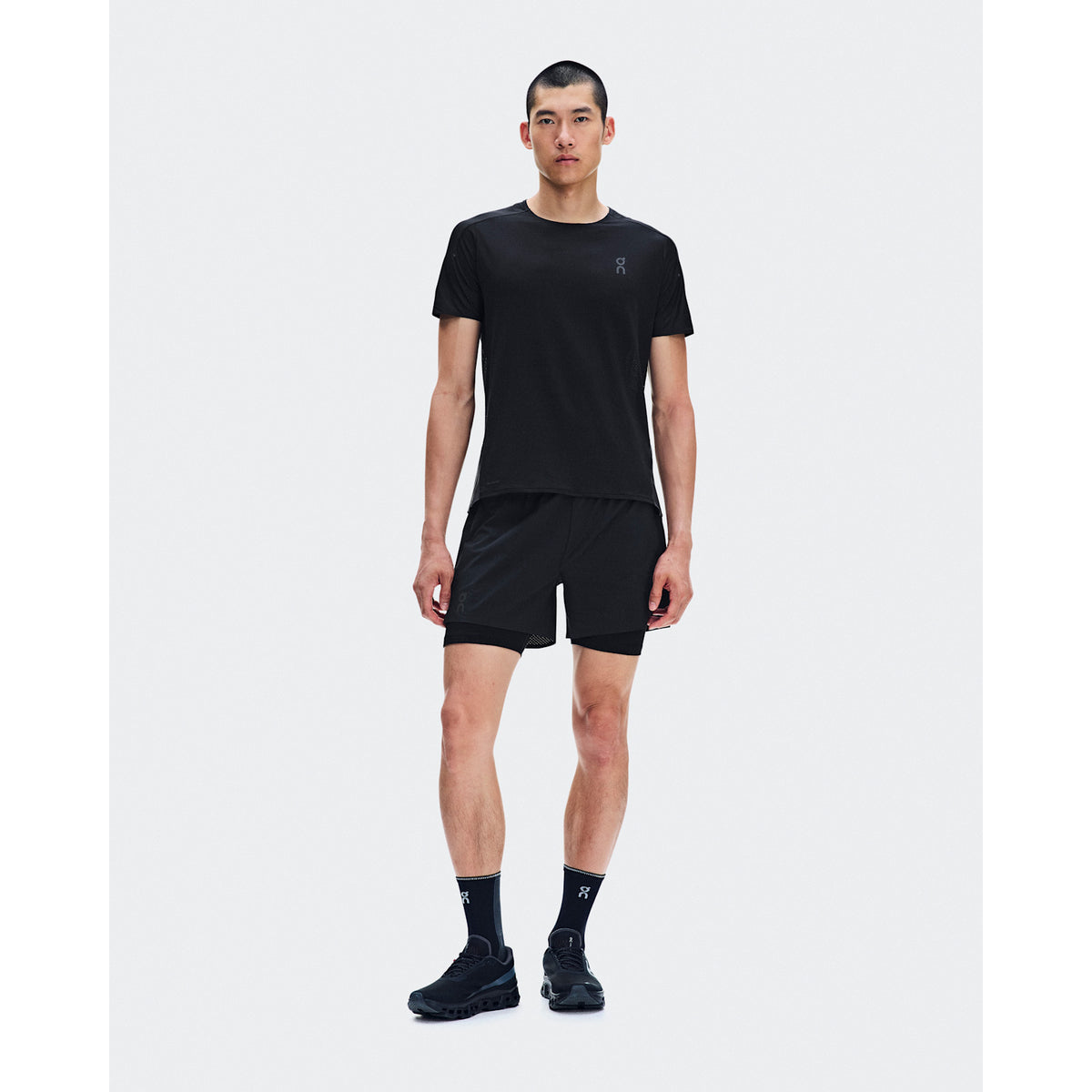 On Performance-T negro